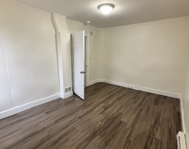 106 Birch Street - Photo Thumbnail 3