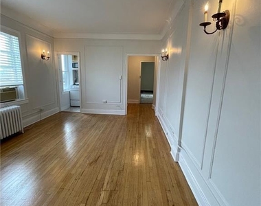 271 Greenwich Avenue - Photo Thumbnail 15