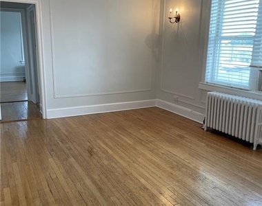 271 Greenwich Avenue - Photo Thumbnail 5