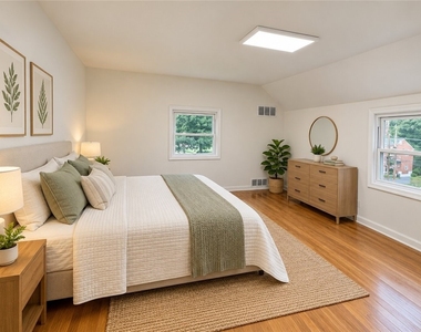 187 Howard Street - Photo Thumbnail 5