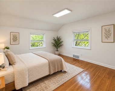 187 Howard Street - Photo Thumbnail 4