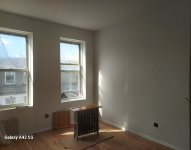 East Flatbush - Photo Thumbnail 2