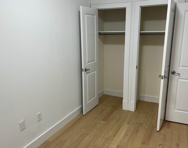 162 West 80th Street - Photo Thumbnail 3