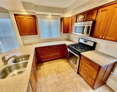 154 S Main Street - Photo Thumbnail 17