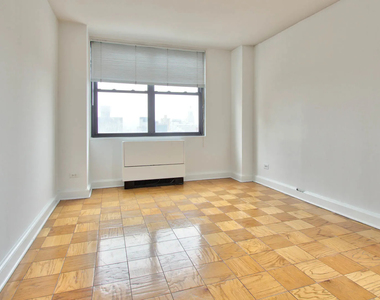 East 27th Street - Photo Thumbnail 1