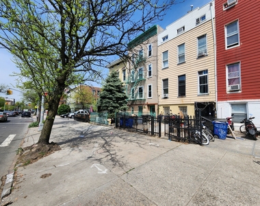 849 Bushwick Avenue - Photo Thumbnail 13