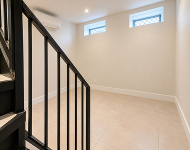 193 Greenpoint Avenue - Photo Thumbnail 6
