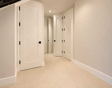 193 Greenpoint Avenue - Photo Thumbnail 9