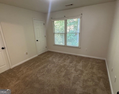 3314 Collier Point - Photo Thumbnail 15