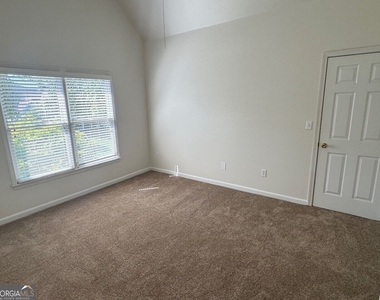 3314 Collier Point - Photo Thumbnail 14