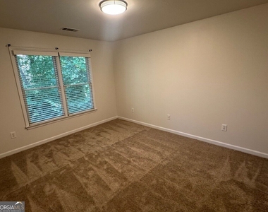 3314 Collier Point - Photo Thumbnail 16