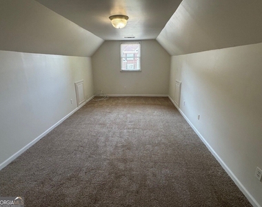 3314 Collier Point - Photo Thumbnail 12