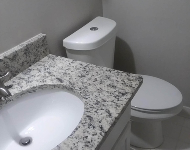 4111 Pine Heights Drive Ne - Photo Thumbnail 17