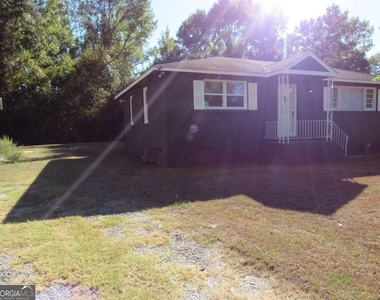 1616 Mathis Circle - Photo Thumbnail 6