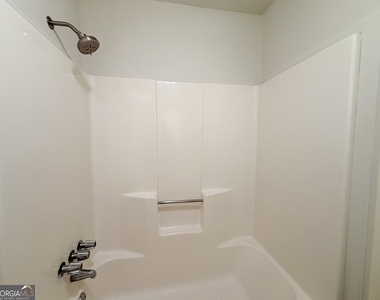 197 Cooper Lake Road Se - Photo Thumbnail 12