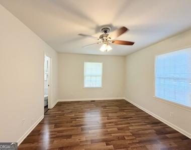 197 Cooper Lake Road Se - Photo Thumbnail 14
