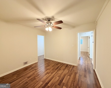 197 Cooper Lake Road Se - Photo Thumbnail 8