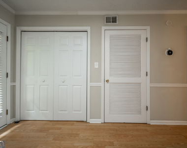200 E Cloverhurst Avenue - Photo Thumbnail 8