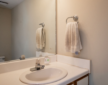 200 E Cloverhurst Avenue - Photo Thumbnail 12