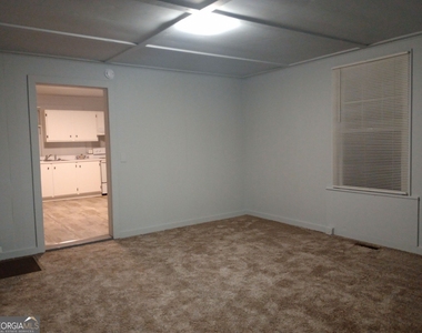 914 Greenville Street - Photo Thumbnail 4
