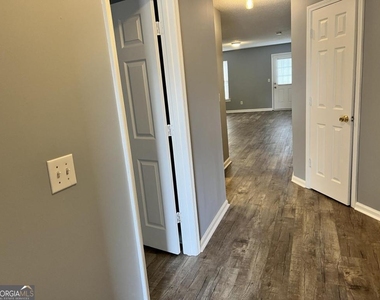 21 Widgeon Way Nw - Photo Thumbnail 10