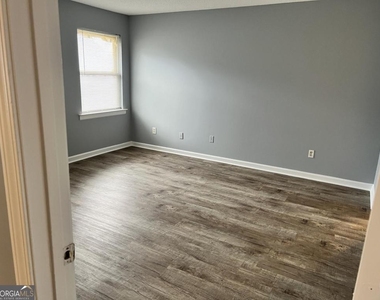 21 Widgeon Way Nw - Photo Thumbnail 3