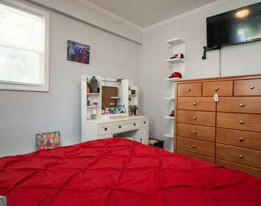 120 Hillside Street - Photo Thumbnail 22