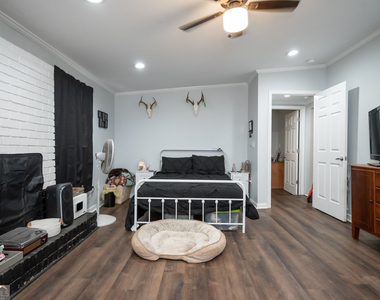 120 Hillside Street - Photo Thumbnail 29