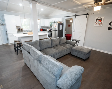 120 Hillside Street - Photo Thumbnail 11