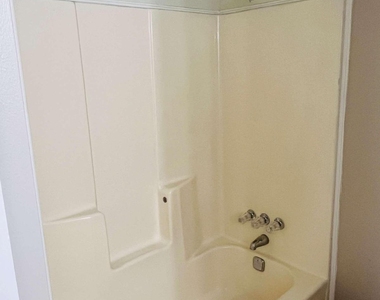 859 Park Place - Photo Thumbnail 15