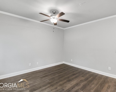 15 Sprayberry Road - Photo Thumbnail 11