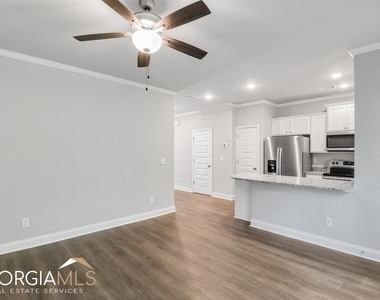 15 Sprayberry Road - Photo Thumbnail 10