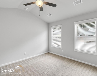 15 Sprayberry Road - Photo Thumbnail 20