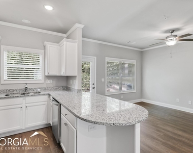 15 Sprayberry Road - Photo Thumbnail 6