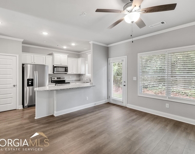 15 Sprayberry Road - Photo Thumbnail 9