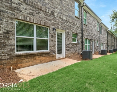 15 Sprayberry Road - Photo Thumbnail 23