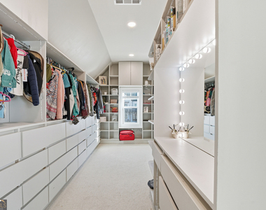 415 Oakleigh Avenue - Photo Thumbnail 55