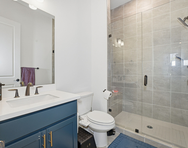 415 Oakleigh Avenue - Photo Thumbnail 33
