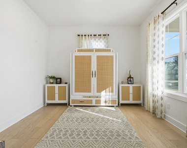 415 Oakleigh Avenue - Photo Thumbnail 11