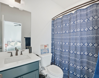 415 Oakleigh Avenue - Photo Thumbnail 38