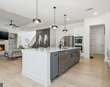 415 Oakleigh Avenue - Photo Thumbnail 22