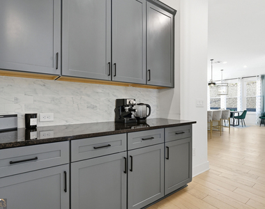 415 Oakleigh Avenue - Photo Thumbnail 60