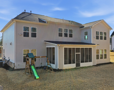 415 Oakleigh Avenue - Photo Thumbnail 7