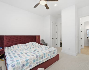 415 Oakleigh Avenue - Photo Thumbnail 32