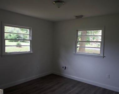 3304 Spring Drive - Photo Thumbnail 10