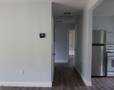 3304 Spring Drive - Photo Thumbnail 5