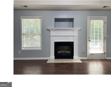 344 River Landing Drive - Photo Thumbnail 11
