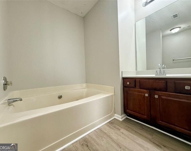 2154 Olmadison View - Photo Thumbnail 14