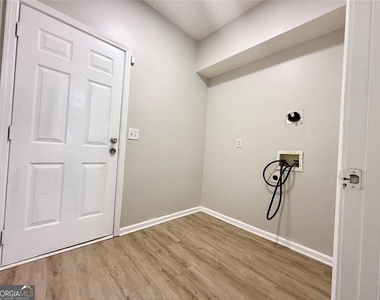 2154 Olmadison View - Photo Thumbnail 9