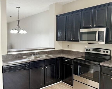 4153 Park Chase Drive - Photo Thumbnail 4